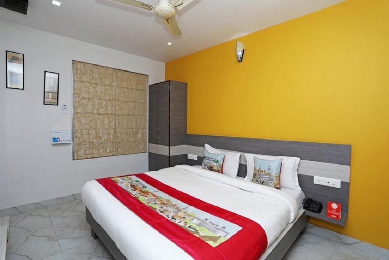 Chandramouli Hotel ชัยปุระ ภายนอก รูปภาพ