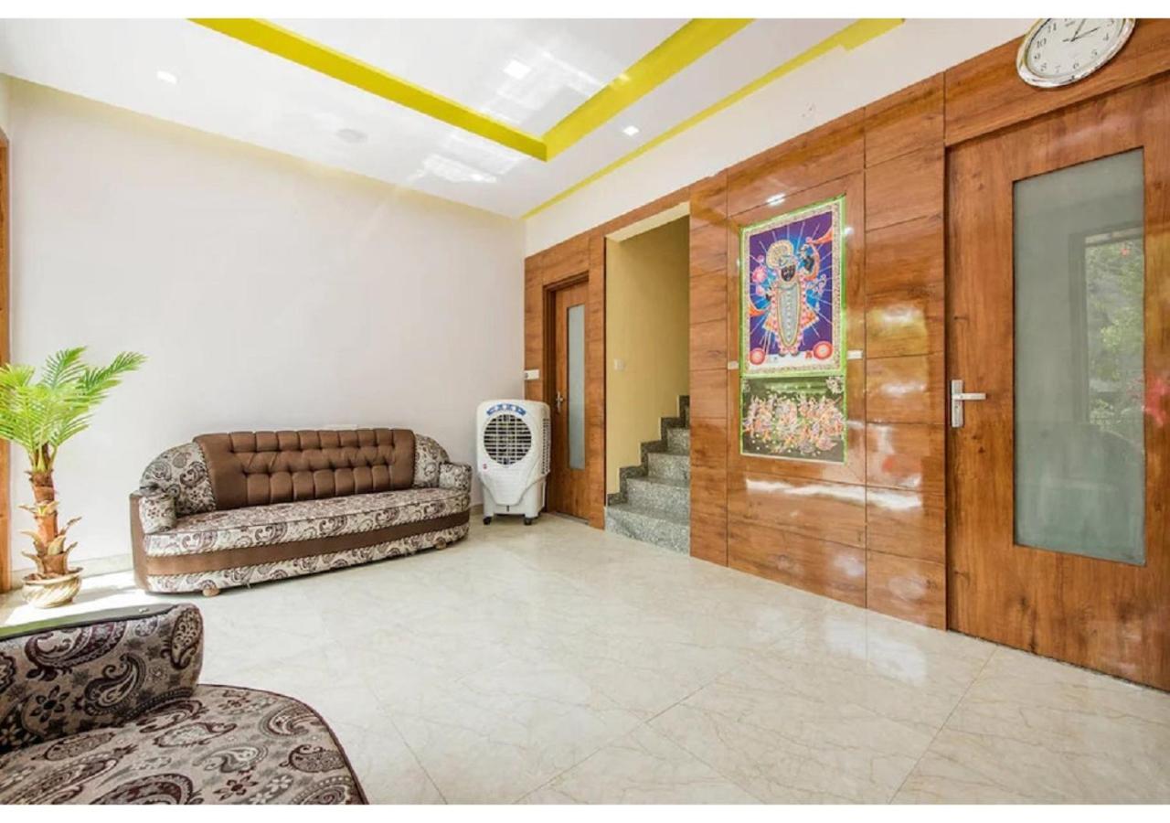 Chandramouli Hotel ชัยปุระ ภายนอก รูปภาพ