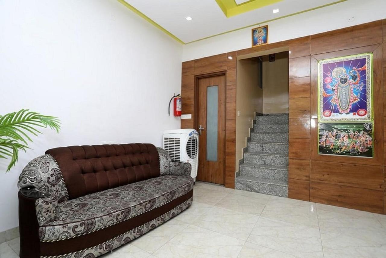 Chandramouli Hotel ชัยปุระ ภายนอก รูปภาพ